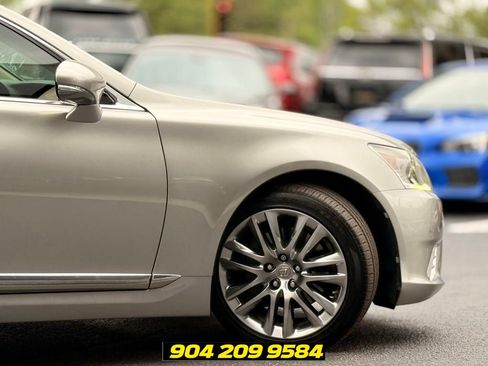 Used 2016 Lexus LS 460 w/ Comfort Package RWD image 6