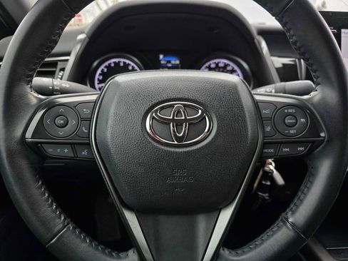 Certified 2022 Toyota Camry SE image 27