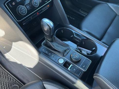 Used 2021 Volkswagen Atlas Cross Sport SEL R-Line image 27