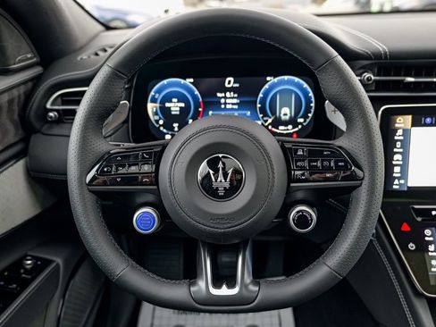 New 2025 Maserati Grecale GT AWD/4WD image 42