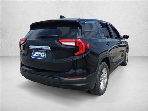 Used 2022 GMC Terrain SLE FWD image 8