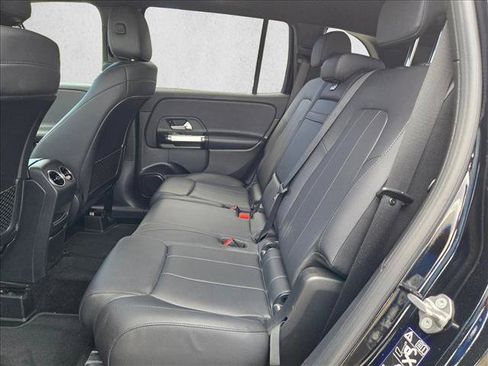 Used 2020 Mercedes-Benz GLB 250 image 16