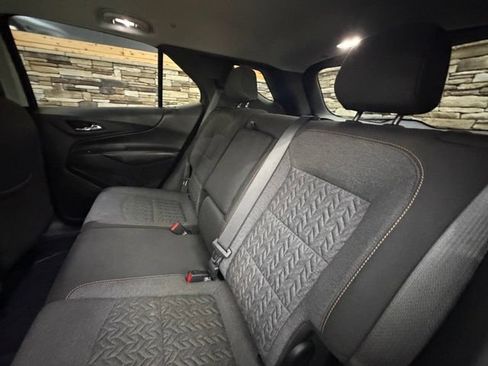 Used 2022 Chevrolet Equinox LT AWD/4WD image 30