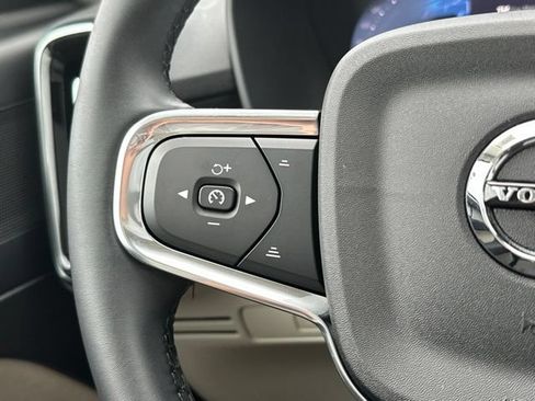 Certified 2026 Volvo XC40 B5 Plus AWD/4WD image 26