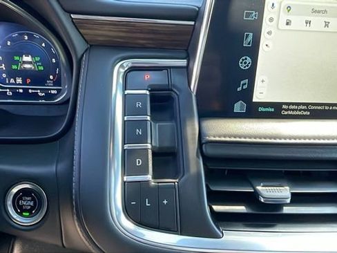 Used 2024 Chevrolet Suburban High Country w/ Advanced Technology Package image 23