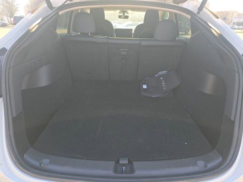 Used 2020 Tesla Model Y Long Range image 16