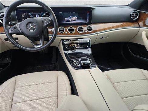 Used 2018 Mercedes-Benz E 300 image 16