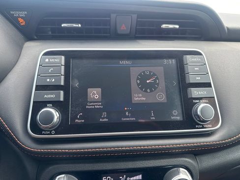 Certified 2020 Nissan Kicks SR FWD image 40