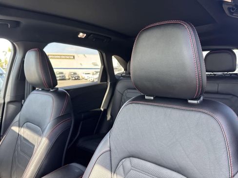 Used 2024 Ford Escape ST-Line Elite w/ Premium Technology Package image 25