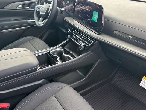 New 2026 Chevrolet Traverse LT w/ Driver Confidence Package image 14