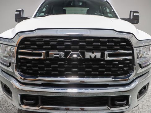 Used 2024 RAM 2500 Big Horn image 4