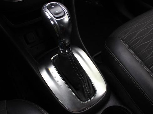 Used 2016 Buick Encore Convenience FWD image 26
