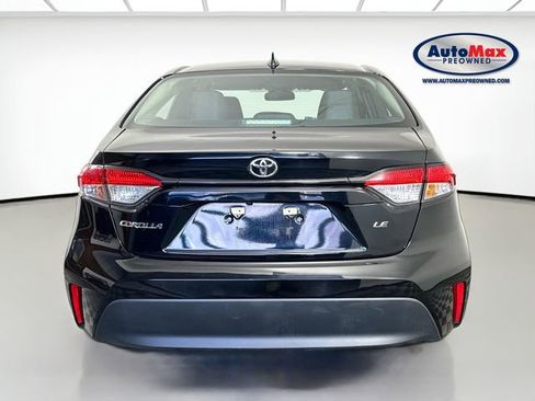 Used 2024 Toyota Corolla LE image 7
