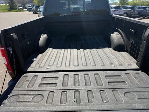 Used 2018 Ford F150 XLT w/ Equipment Group 302A Luxury AWD/4WD image 5