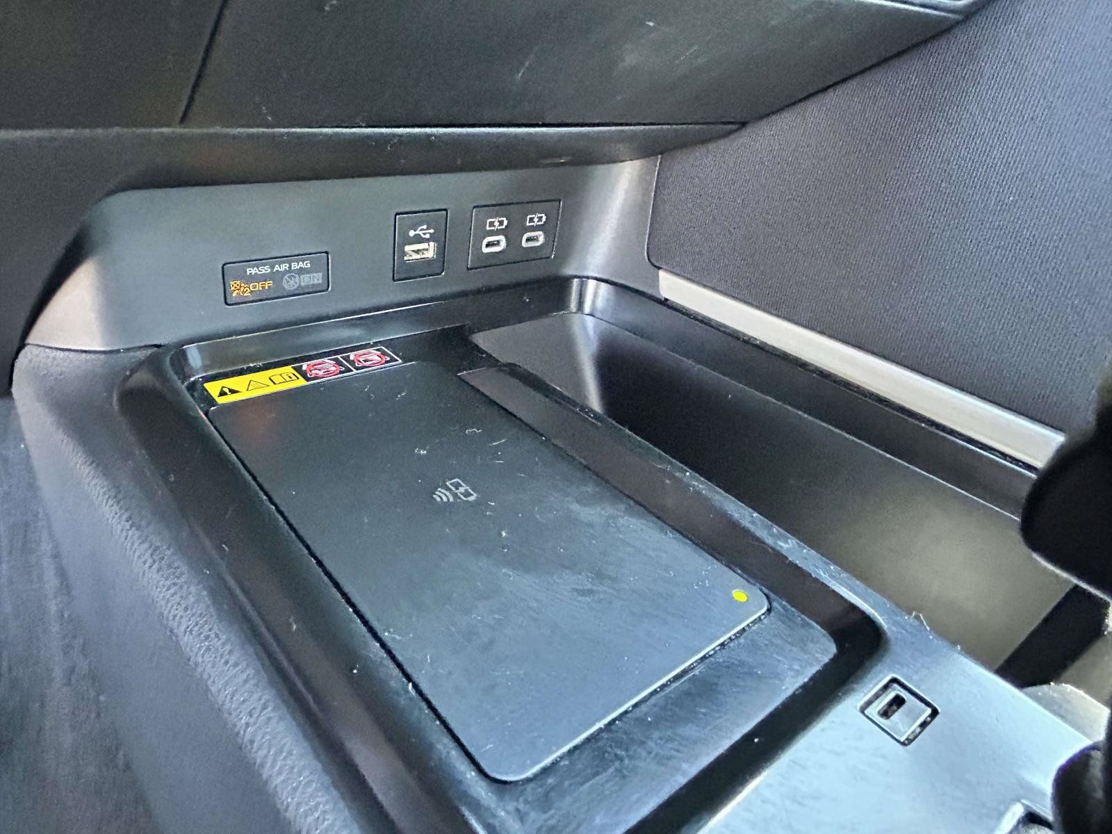Used 2025 Toyota Camry LE FWD image 19