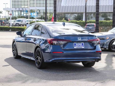 Certified 2025 Honda Civic Sport image 13