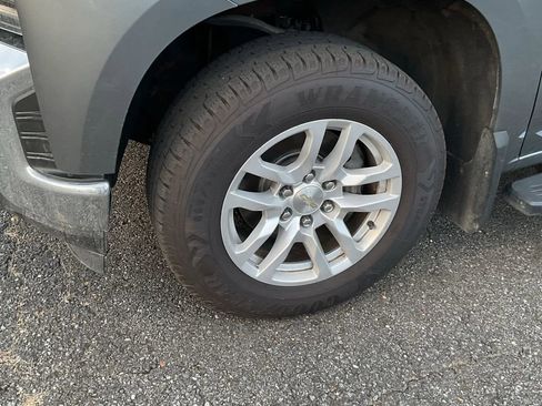 Used 2019 Chevrolet Silverado 1500 LT w/ All-Star Edition image 13