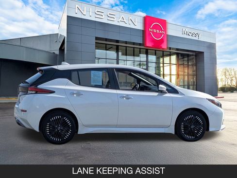 Used 2023 Nissan Leaf SV Plus image 6