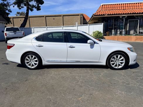 Used 2009 Lexus LS 460 L RWD image 7