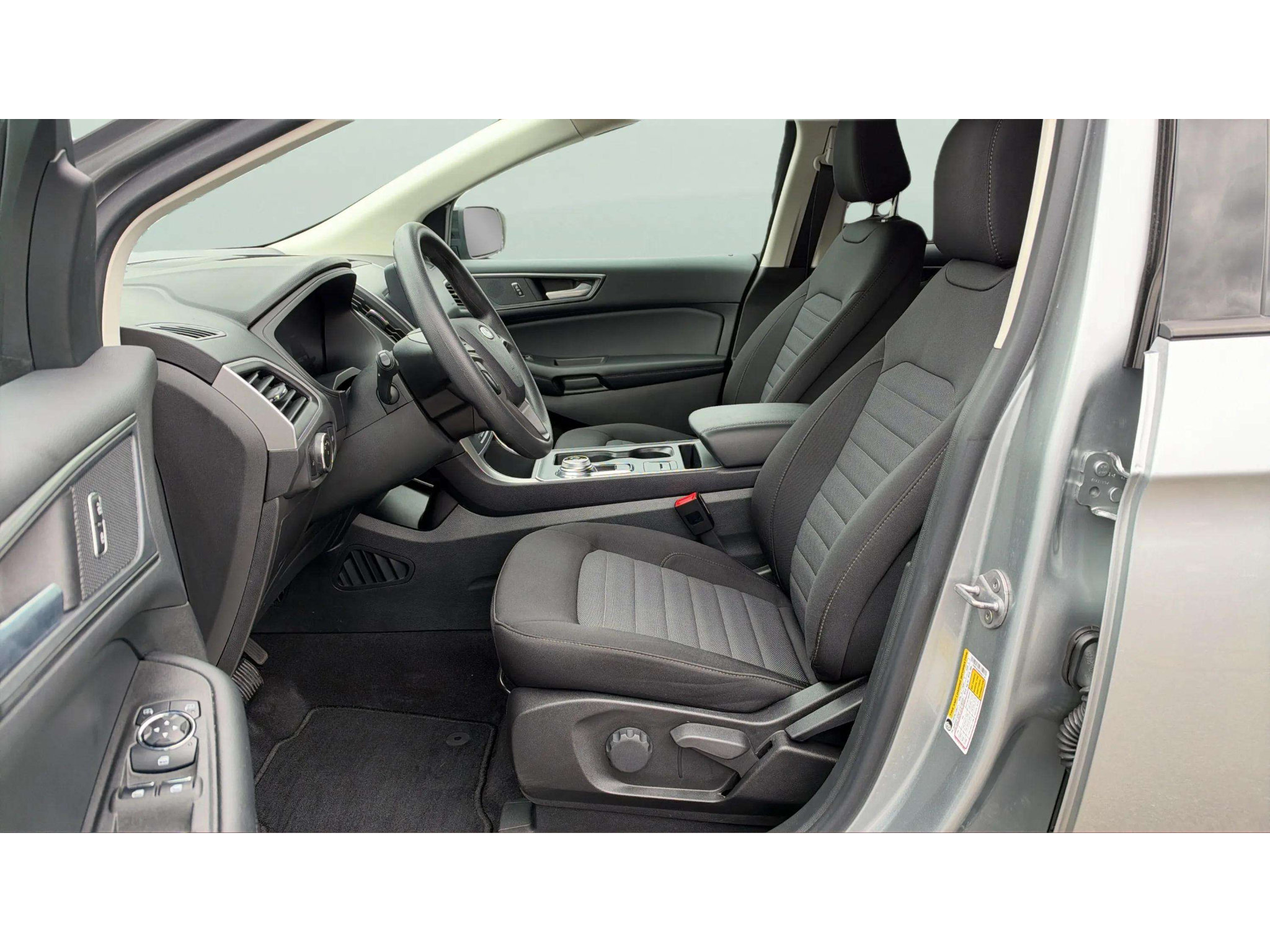 Used 2023 Ford Edge SE w/ Black Appearance Package AWD/4WD image 10