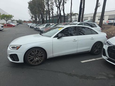 Used 2023 Audi S4 Premium Plus w/ Premium Plus Package AWD/4WD image 6