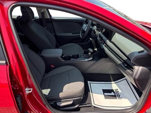 Certified 2025 Kia K4 FWD image 11