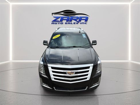 Used 2017 Cadillac Escalade Platinum AWD/4WD image 11