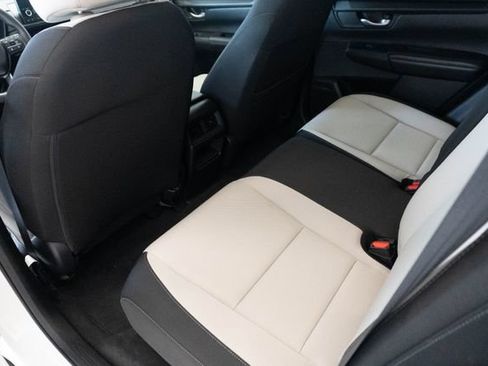 Certified 2023 Honda CR-V EX image 9