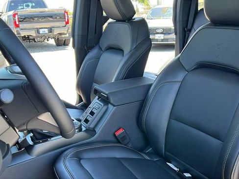 New 2026 Ford Bronco Badlands AWD/4WD image 17