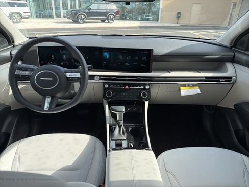 New 2026 Hyundai Tucson SEL image 32