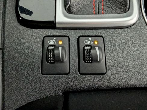 Used 2019 Toyota Highlander SE image 20