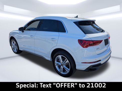 Certified 2022 Audi Q3 2.0T Premium Plus w/ Premium Plus Package image 5