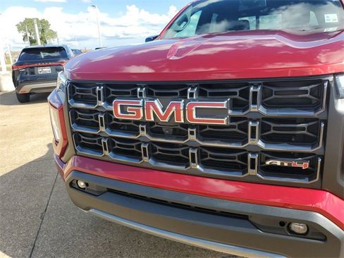Certified 2024 GMC Canyon AT4 w/ AT4 Premium Package image 32