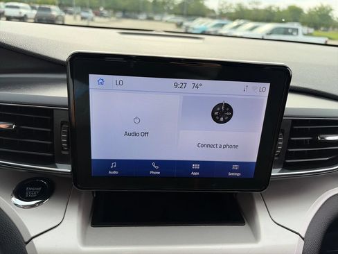 Used 2024 Ford Explorer XLT w/ Equipment Group 202A AWD/4WD image 20