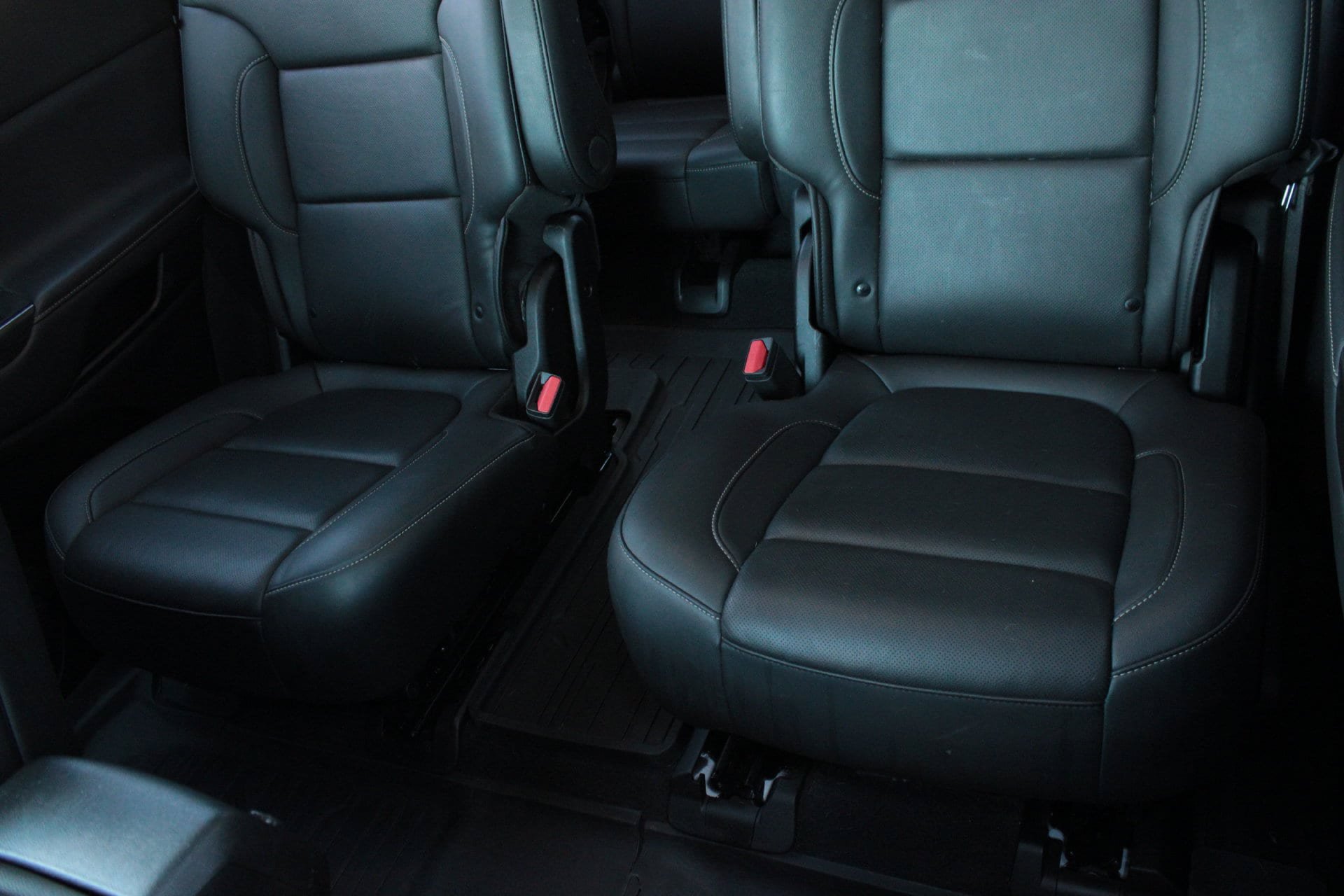 Used 2023 GMC Acadia SLT w/ Preferred Package AWD/4WD image 17