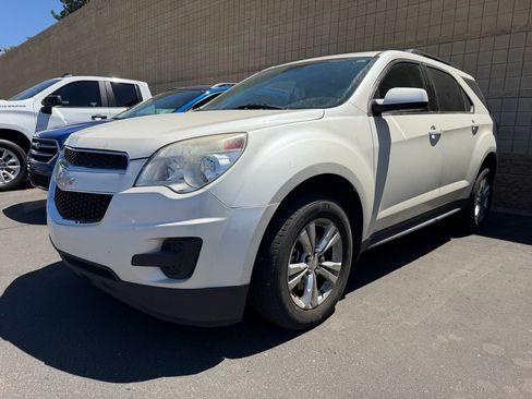 Used 2012 Chevrolet Equinox LT w/ Driver Convenience Package FWD image 2