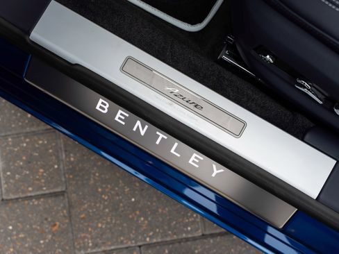 Used 2026 Bentley Flying Spur Azure image 19