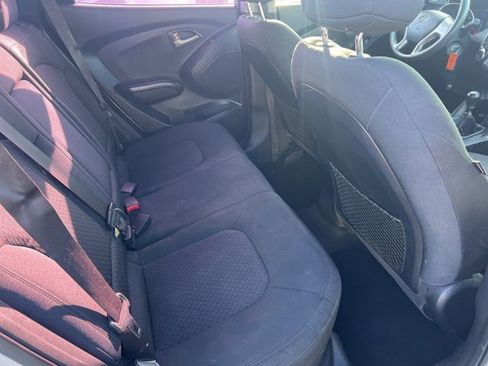 Used 2010 Hyundai Tucson GLS image 25