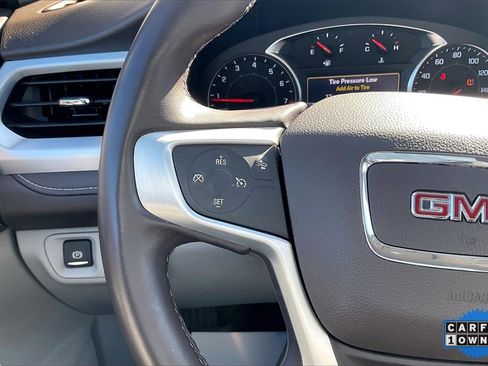 Used 2023 GMC Acadia SLT image 12