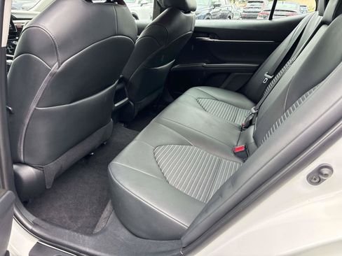 Used 2023 Toyota Camry SE FWD image 13
