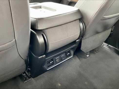 Used 2019 Chevrolet Silverado 1500 RST w/ True North Edition AWD/4WD image 23