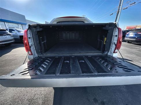 Used 2012 Cadillac Escalade EXT Premium image 25