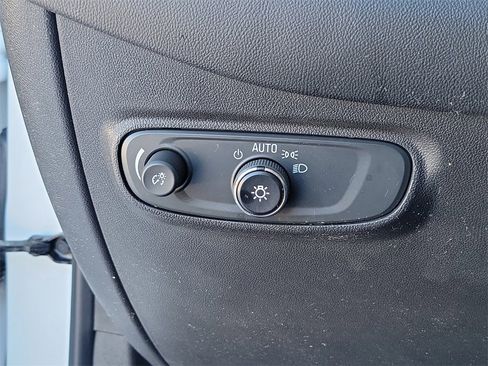 Used 2022 Chevrolet Equinox LT image 22