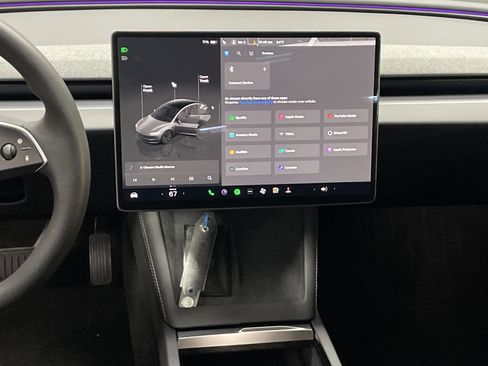 Used 2025 Tesla Model 3 Long Range image 30