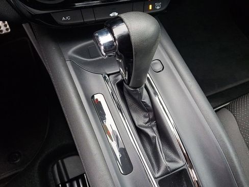 Used 2019 Honda HR-V Sport image 15