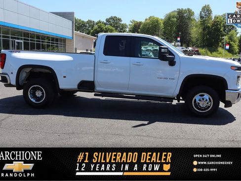 Used 2024 Chevrolet Silverado 3500 LT w/ Convenience Package AWD/4WD image 1