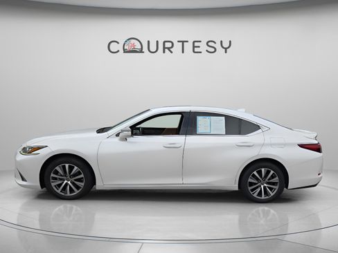 Used 2019 Lexus ES 350 image 5
