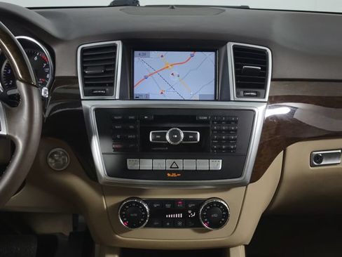 Used 2013 Mercedes-Benz ML 350 2WD image 23