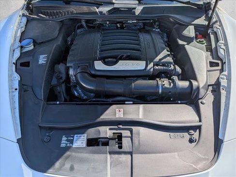 Used 2013 Porsche Cayenne AWD/4WD image 23