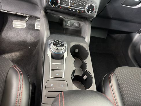 Used 2024 Ford Escape ST-Line image 27